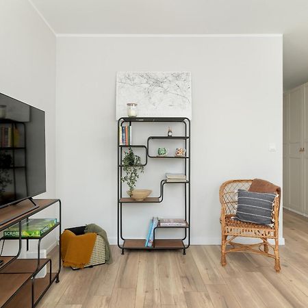 Tysiaclecia Studio Apartament Z Balkonem I Darmowym Parkingiem By Noclegi Renters คาโตวีตเซ ภายนอก รูปภาพ