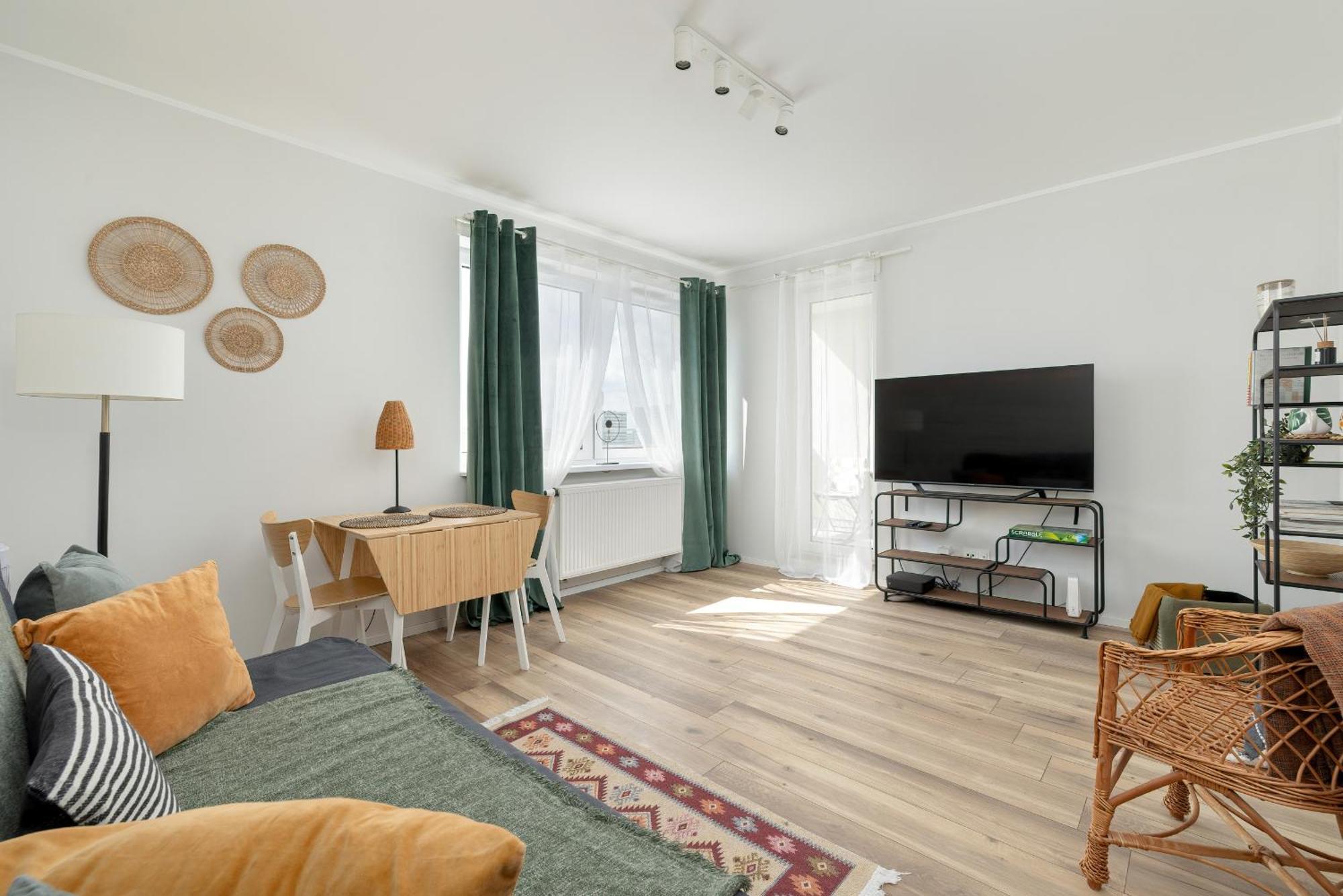 Tysiaclecia Studio Apartament Z Balkonem I Darmowym Parkingiem By Noclegi Renters คาโตวีตเซ ภายนอก รูปภาพ