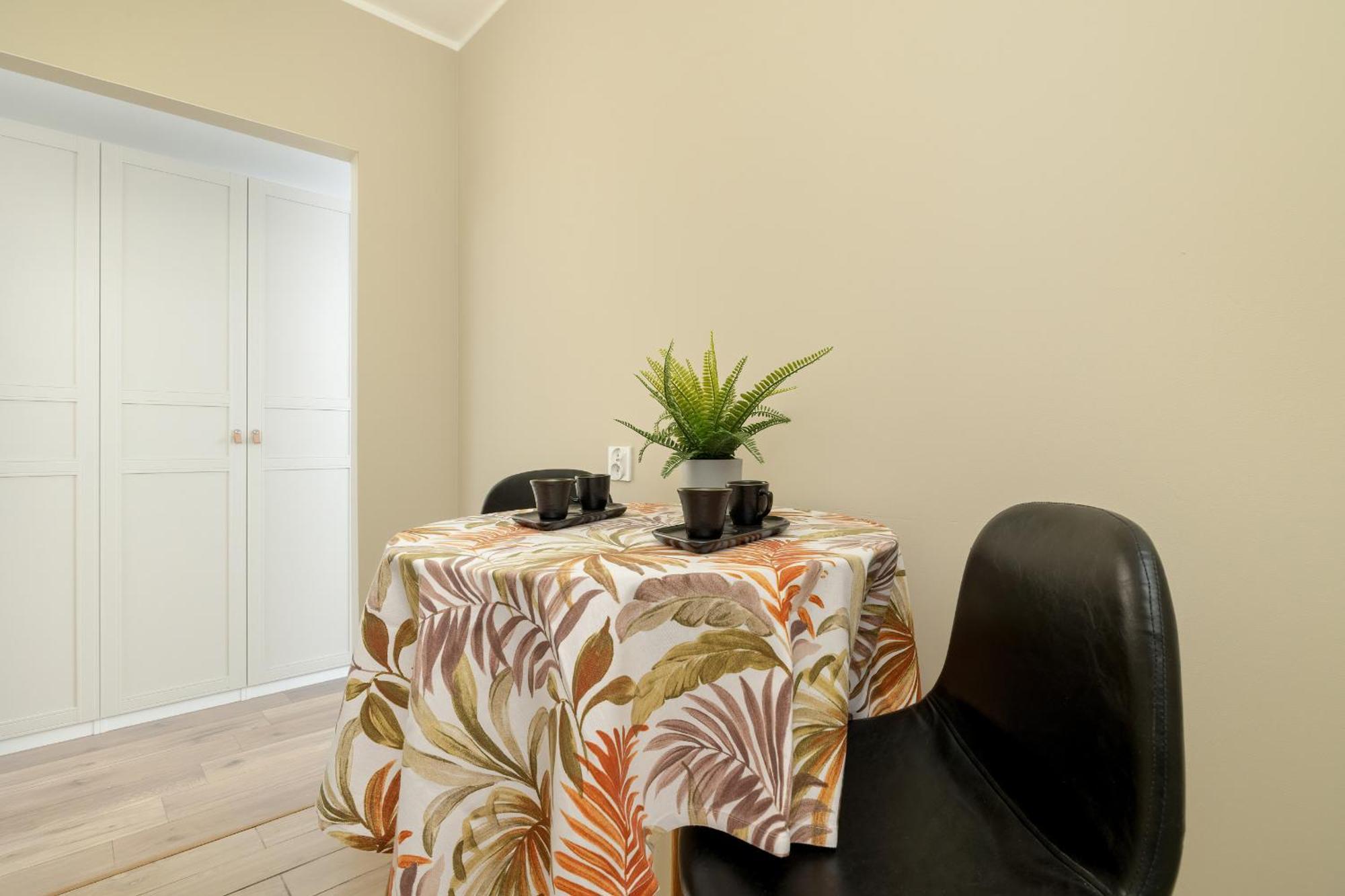 Tysiaclecia Studio Apartament Z Balkonem I Darmowym Parkingiem By Noclegi Renters คาโตวีตเซ ภายนอก รูปภาพ